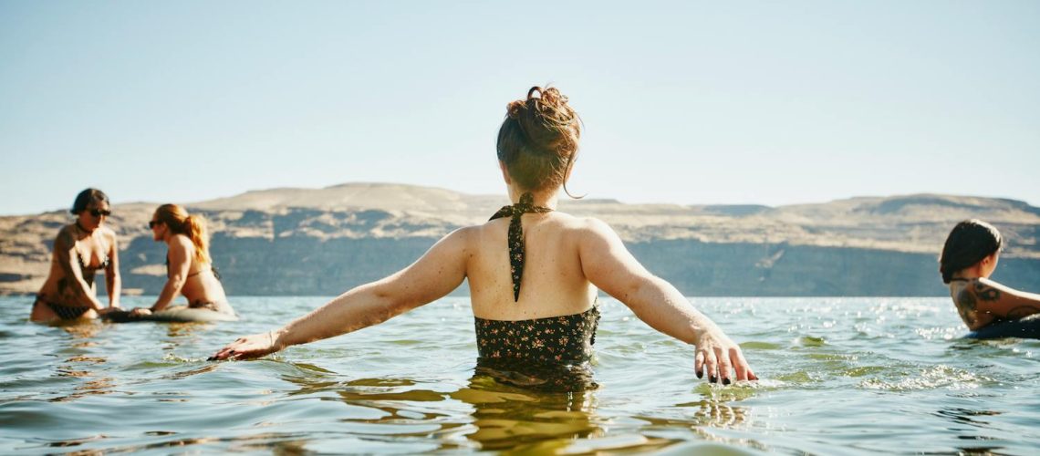 Que peut-on attraper dans l’eau lorsqu’on se baigne ? Que peut-on attraper dans l'eau lorsqu'on se baigne ?